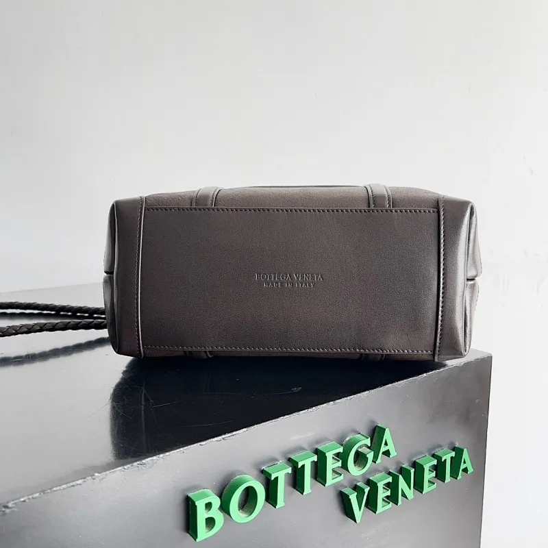 All categories 💚 Authentic bags 💚 BV 2025 new BV crossbody bag